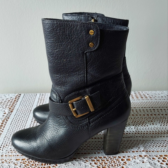 Clarks Shoes - CLARKS INDIGO Size 8 Lida Sayer Women's High Heeled Leather Boots Side Zipper